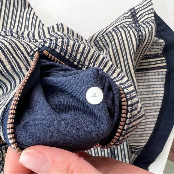 Lululemon Define Jacket Rose Gold & Blue Stripe - Picture 4 of 6